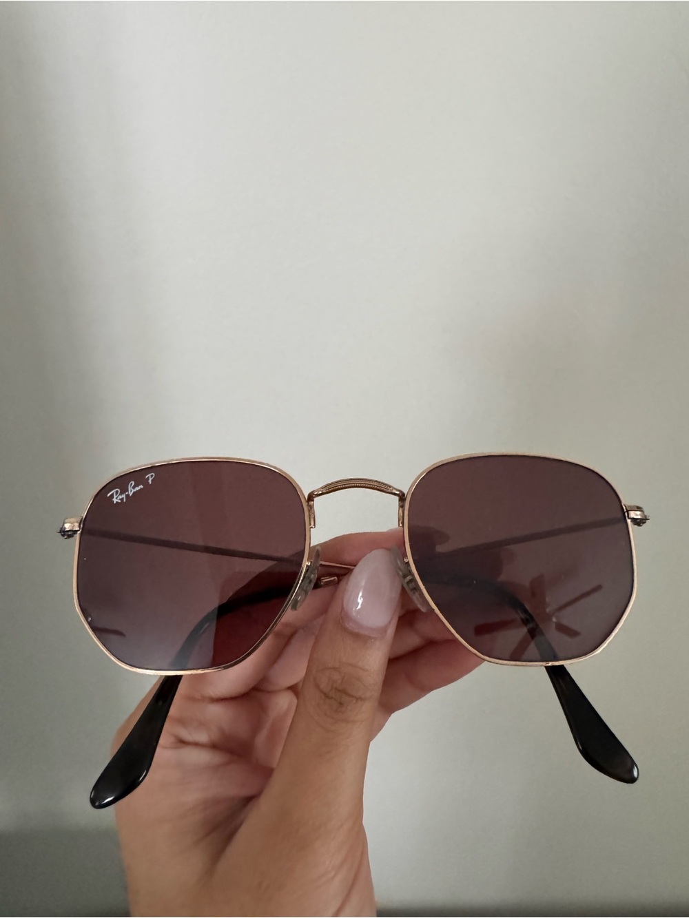 Ray-Ban Women's Gold Frame Violet Lens Sunglasses